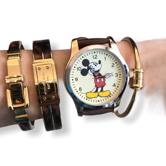 Retired Disney Mickey Mouse unisex leather watch